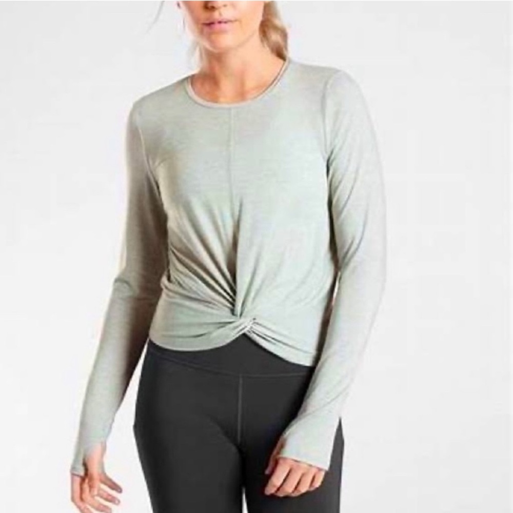 Athleta Ladies XL Sage Long Sleeve Twist Top w/thumb holes